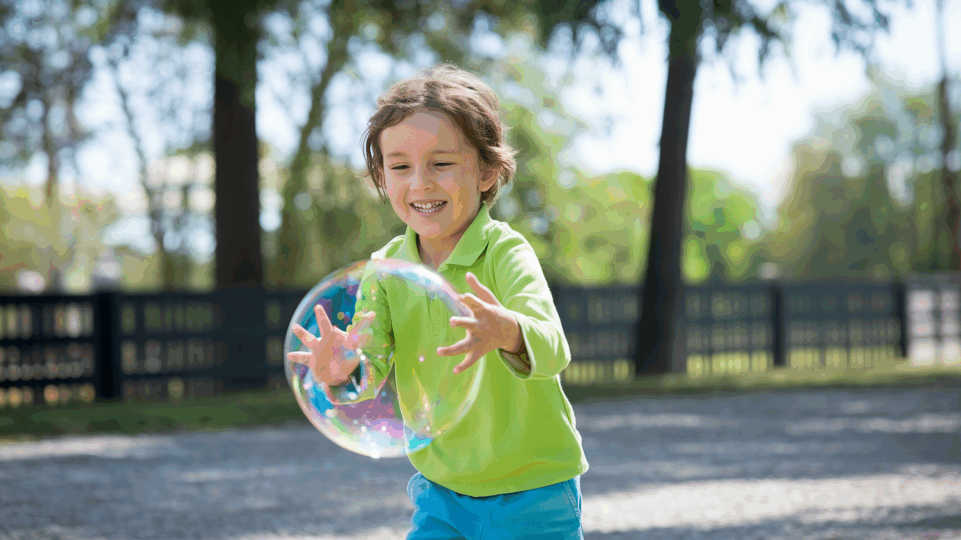 kamp met bubblebal kinderen