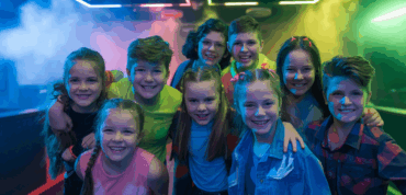 kamp met lasergame kinderen